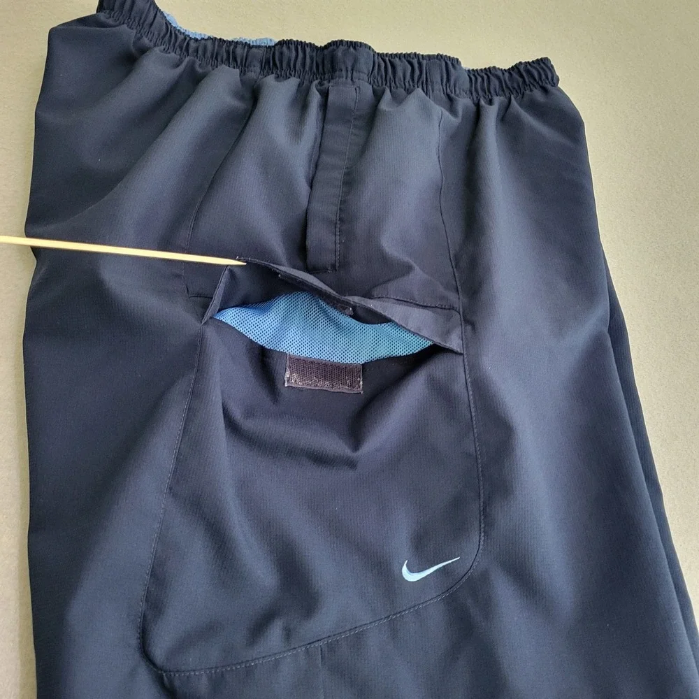 Nike Mesh Lined‎ Swim Trunks Board Shorts Men's L Multiple Pockets Navy Blue